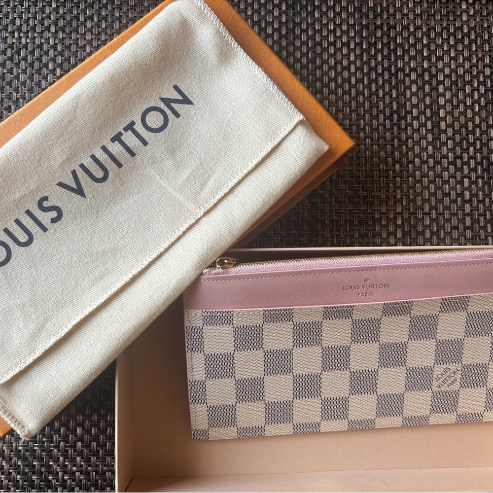 Louis Vuitton Slim Purse - Picture 3 of 7